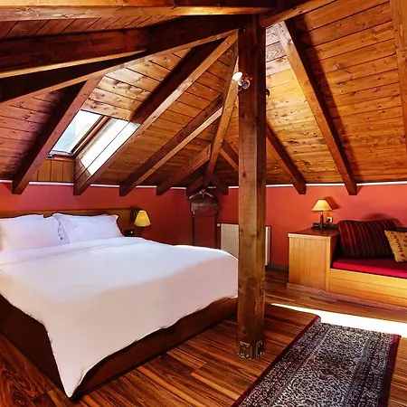 Valia Nostra Escape سميكسي