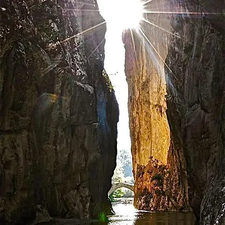 Valia Nostra Escape فندق 3*