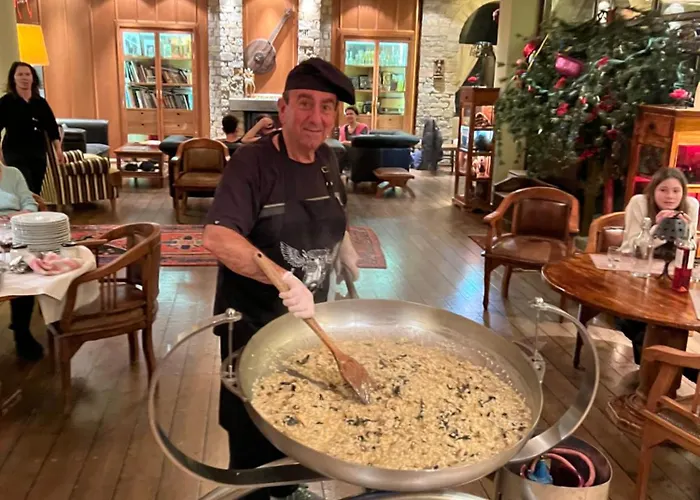 Hotel Valia Nostra Escape